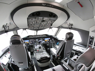 Boeing B787-8